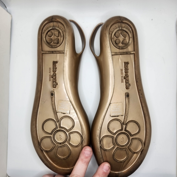 Kate Spade New York Rubber Slingback Flats Bow Metallic Gold Size 8 Jelly Sandal - Picture 5 of 7